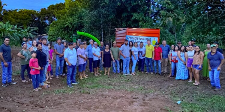 Deputado Luizinho Goebel entrega implementos agrícolas no valor de R$ 150 mil para Associação Nova Canaã, em Nova União