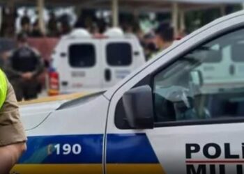 DEFENDEU: Mãe corta p3nis, esf4queia e queima companheiro que assediou a filha