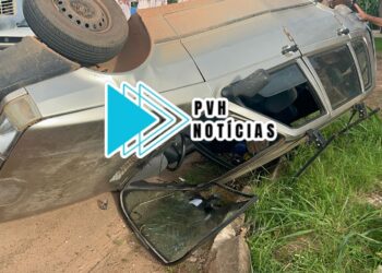 URGENTE: Mãe e filha ficam feridas em acidente com capotamento na zona leste