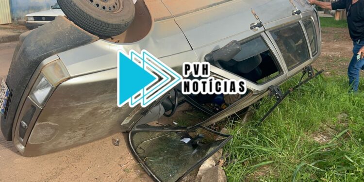 URGENTE: Mãe e filha ficam feridas em acidente com capotamento na zona leste