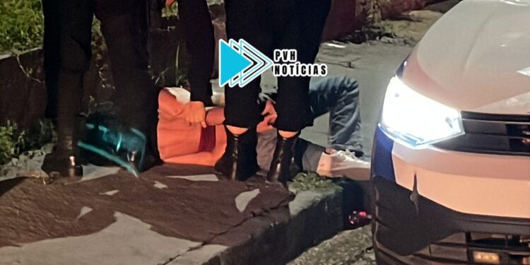 URGENTE: Mulher é presa depois de bater em vários carros e quebrar viatura da PM no centro