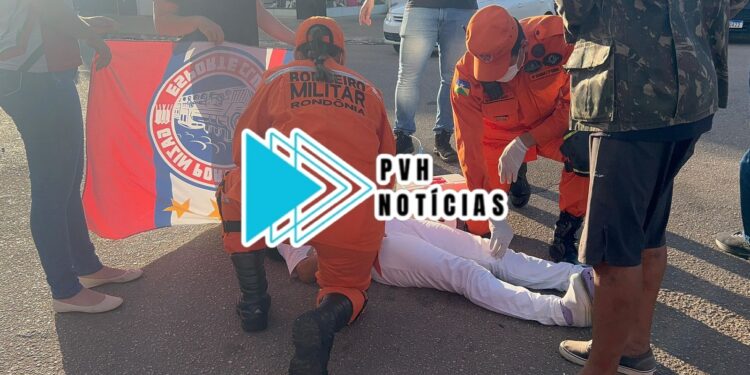 URGENTE: Colisão entre motos deixa três feridos no centro