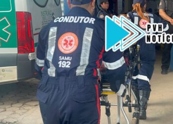 ATENTADO A BALA: Homem leva tiro no rosto durante ataque em residencial na zona leste