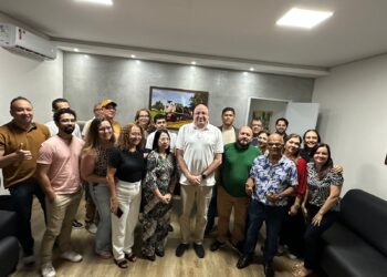 Presidente Gedeão Negreiros anuncia medidas em atenção às pautas reivindicatórias dos servidores estatutários da Câmara