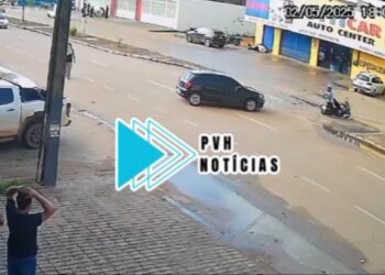 VÍDEO: Motorista de Gol faz retorno e derruba motociclista na Nações Unidas