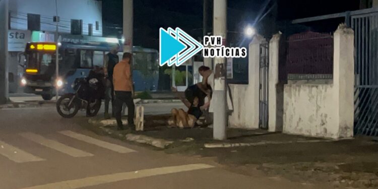 VINGANÇA: Mulher é agredida depois de tentar atear fogo no carro do Ex-marido que estava com atual noiva no centro