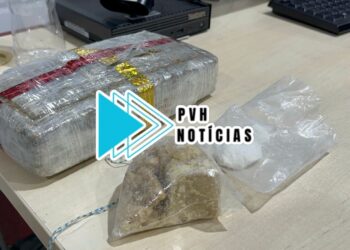 NA BR-364: PRF e Receita Federal prendem passageiro de táxi transportando drogas