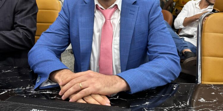 Projeto de Lei do vereador Pedro Geovar pode facilitar localização de animais perdidos e estimular adoção responsável