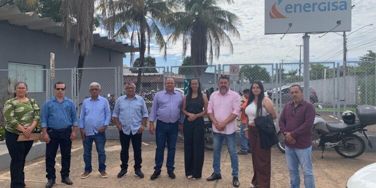 Alex Redano fortalece diálogo entre vereadores de Cacaulândia e Energisa por meio de sua assessoria parlamentar