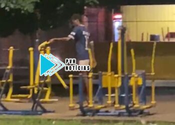 VANDALISMO: Jovem é preso depois de quebrar aparelhos da academia ao ar livre em praça na zona sul