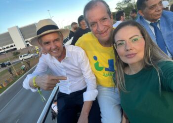 Vereadora Sofia Andrade participa de ato a favor da anistia a condenados do 8 de janeiro em manifestação em Brasília