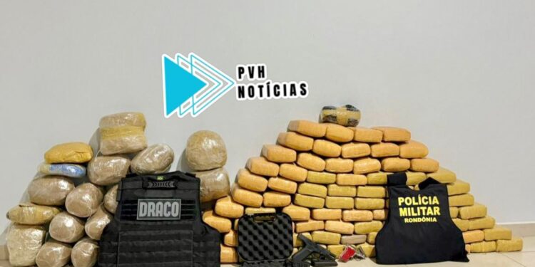 TRÁFICO: Motorista é preso transportando 104kg de drogas em RO