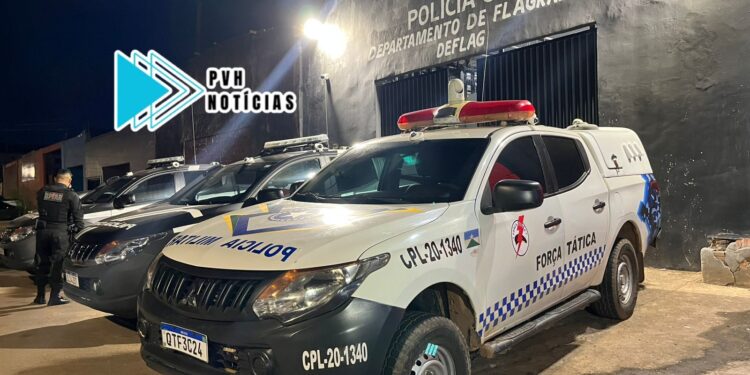 EXIBIDO: Força Tática recebe denúncia e prende cadeirante que mostrava arma na zona leste