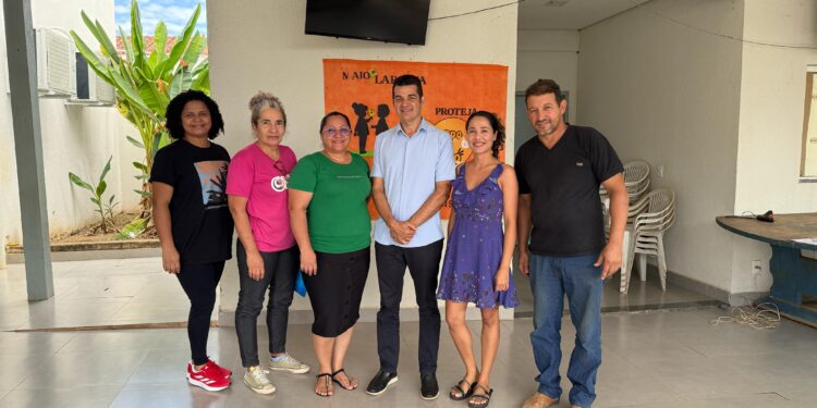 Vereador Adalto de Bandeirantes visita CRAS de Jaci Paraná e cobra mais servidores para atendimento à população