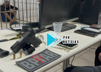 NA MOCHILA: BPTAR recebe denúncia e prende indivíduo armado na zona leste