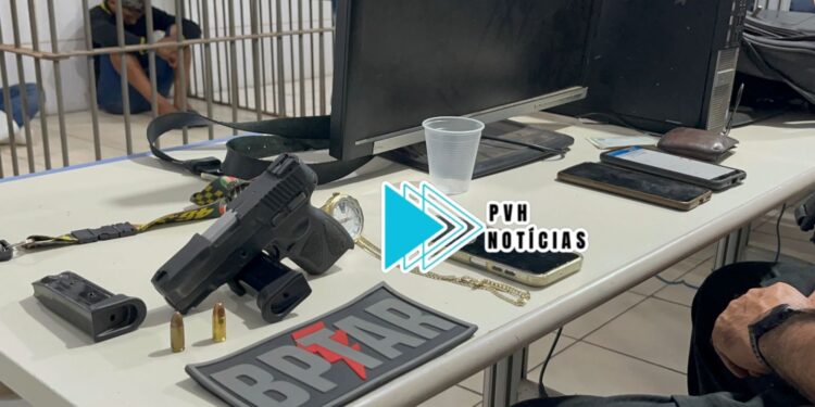 NA MOCHILA: BPTAR recebe denúncia e prende indivíduo armado na zona leste