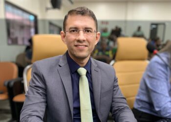 Vereador Pedro Geovar apresenta PL que propõe reserva de leitos em maternidades públicas para mães em situação de perda gestacional