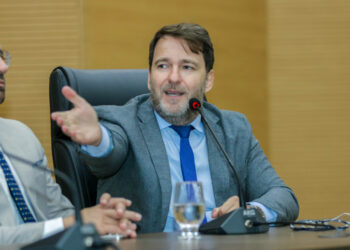 Deputado Alex Redano solicita recuperação urgente da RO-457, no trecho entre a BR-421 e a RO-459, em Ariquemes