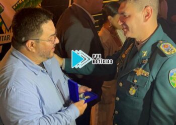 MERECIDO: Jornalista Wanderson Caldeira recebe medalha Mérito da Comunicação da PM