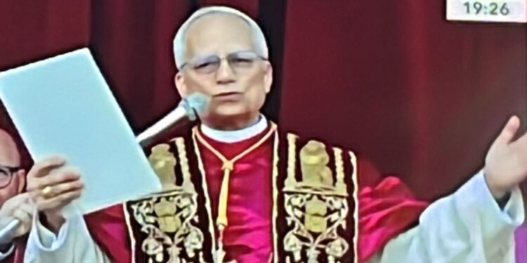 ATUALIZADA: Cardeal norte-americano Robert Prevost é o novo papa