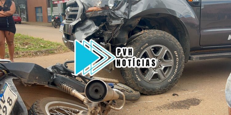 NA MAMORÉ: Motorista de Ranger avança cruzamento e causa grave acidente com motociclista