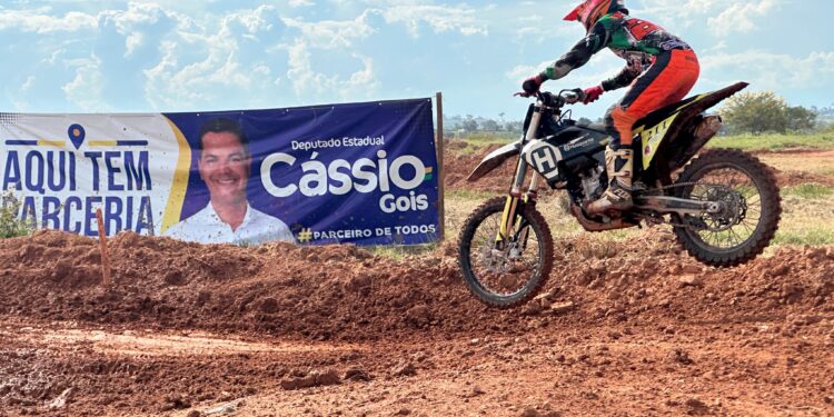 Alta Floresta recebe 3ª Etapa do Regional Sul de Motocross com forte apoio do deputado Cássio Gois