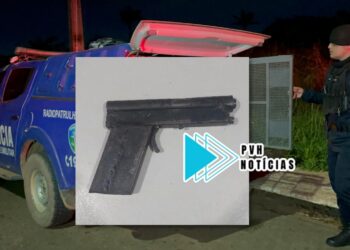 NA CINTURA: PM age rápido e prende homem em busca de vítimas para assaltar no centro