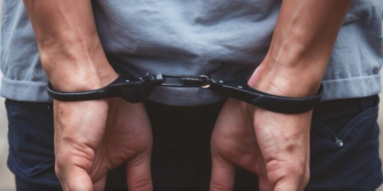 CAIU: Foragido por homicídio é preso pela Polícia Civil em Porto Velho