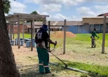 Praça do Caladinho começa a ser revitalizada após solicitação do vereador Edimilson Dourado