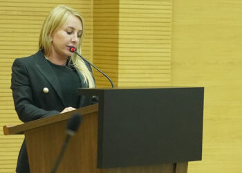 Ieda Chaves busca solucionar entraves no atendimento de crianças atípicas em Itapuã do Oeste