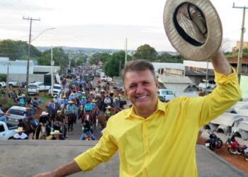 Deputado Luizinho Goebel destaca importância da 37ª Expocol para a economia e cultura de Colorado do Oeste