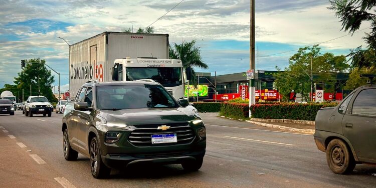 PRAZO: Licenciamento Anual de veículos com placa final 6, encerra em 30 de junho