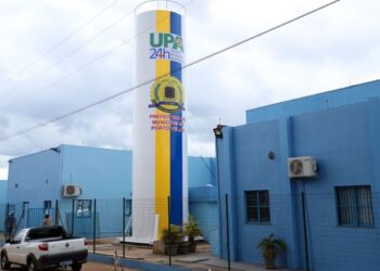 URGENTE: Homem é atacado a facada pela esposa de 15 anos depois de aniversário na zona sul