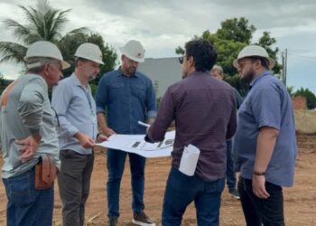 PROCESSO SELETIVO: Governo de RO abre processo seletivo com 100 vagas temporárias para engenheiros, arquitetos e desenhistas na Seduc