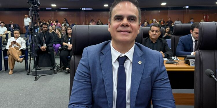Deputado Alan Queiroz propõe novo Refis com parcelamento de dívidas do ICMS e governo de Rondônia confirma tramitação de projeto
