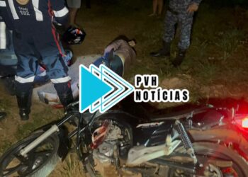 URGENTE: Motociclista leva tiro de fuzil durante fuga da Força Tática na zona norte