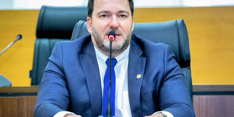 Deputado Alex Redano solicita restauração urgente da RO-257 entre Ariquemes e Machadinho D’Oeste