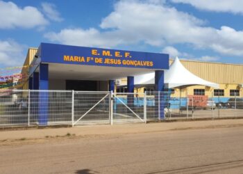 Equipe de Eyder Brasil visita escola e ajusta detalhes para o ‘Cidadania no Bairro’ no Orgulho do Madeira
