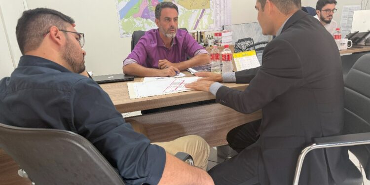 Prefeito confirma avanços em projeto para a avenida 3 de Dezembro em União Bandeirantes, diz vereador Adalto