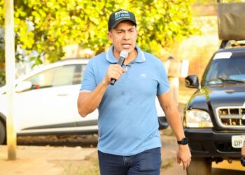 Eyder Brasil ouve moradores do bairro Nacional e busca solução para ponto crítico de erosão e risco de acidentes