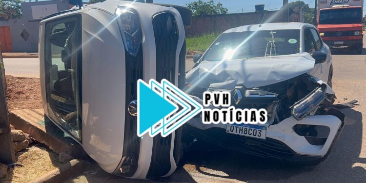 URGENTE: Mulher fica ferida em grave acidente com capotamento na zona leste