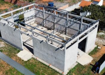 Obras da fábrica de bloquetes são retomadas em Nova Califórnia após atuação de Márcio Pacele