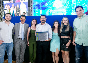 Luciano Brandão recebe título de cidadão honorário de Rondônia em homenagem proposta pelo deputado Cássio Gois