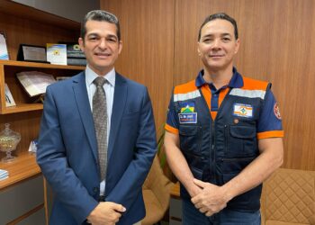 Combate aos incêndios nas zonas rurais dos distritos são prioridades em reunião entre Vereador Adalto e Coronel da Defesa Civil