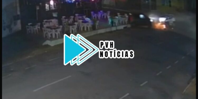VÍDEO: Grave acidente deixa motorista ferida no centro de Porto Velho