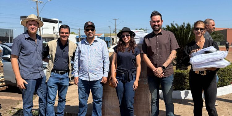 Deputado Cássio Gois entrega mais de 50 kits apícolas para produtores de Rolim de Moura no Dia do Agricultor
