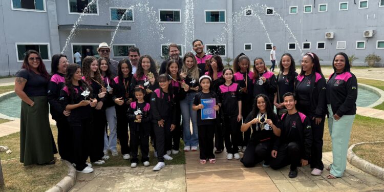 Bailarinas de Ariquemes brilham em festival internacional com apoio do deputado Alex Redano