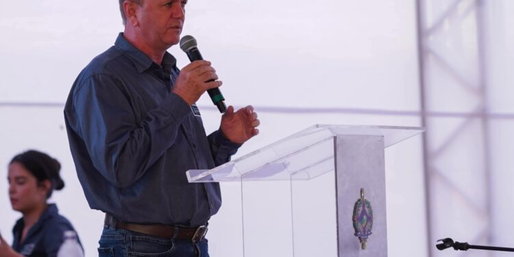 Cerejeiras: Luizinho Goebel solicita reforma da cobertura da sala de informática e biblioteca da Escola Jerônimo Garcia de Santana