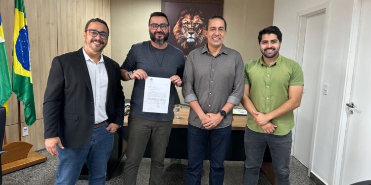 Eyder Brasil destina emenda e apoia time de advogados da OAB/RO em campeonato nacional