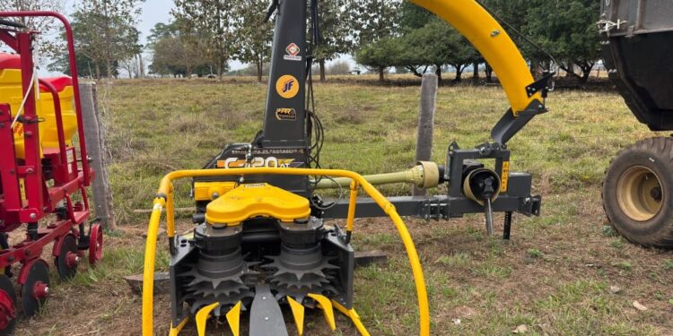 Fortalecimento na agricultura familiar: Alan Queiroz entrega equipamentos agrícolas no valor de R$ 213 mil em Jaru